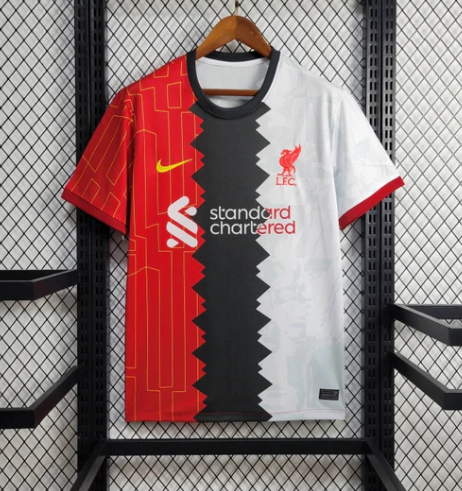 Liverpool Alternativa 2024/25
